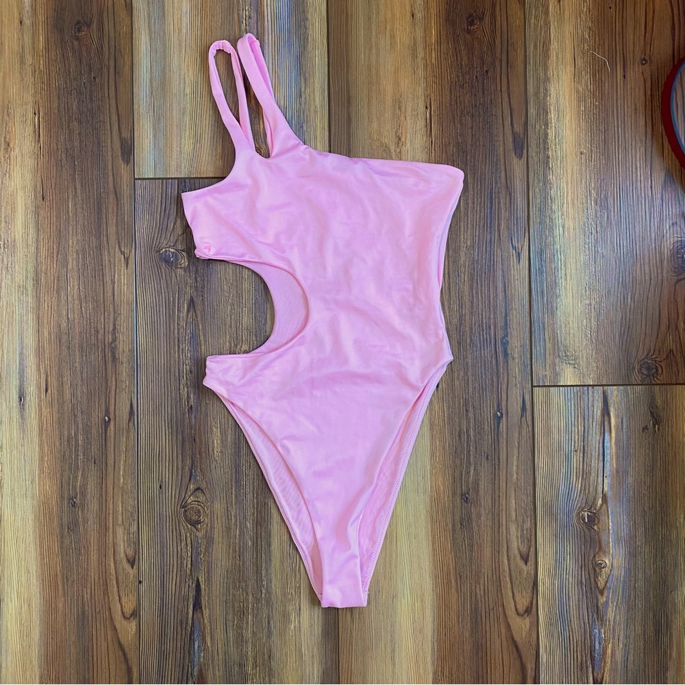 Cut Out One Piece Swimsuit